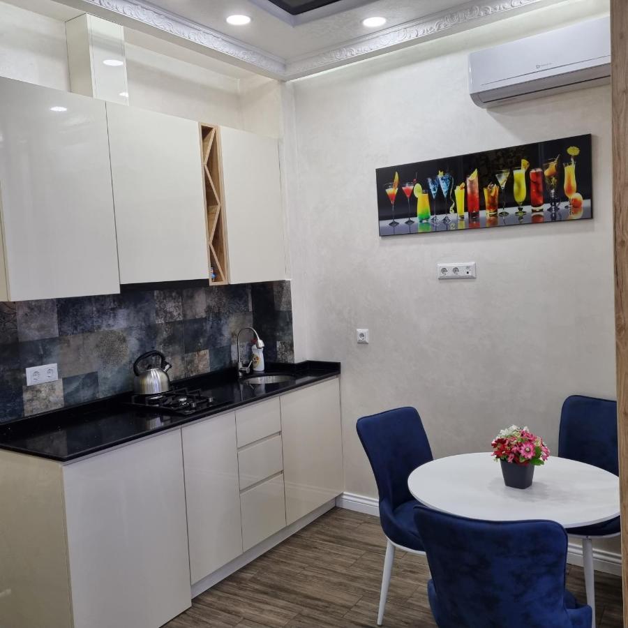 Apartment In Batumi For Dar Tower المظهر الخارجي الصورة